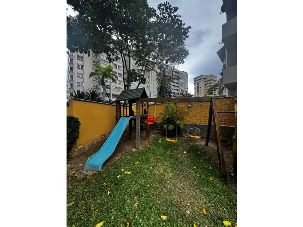 Vendo apartamento 350m2 Colinas de Valle Arriba 1822 - 32