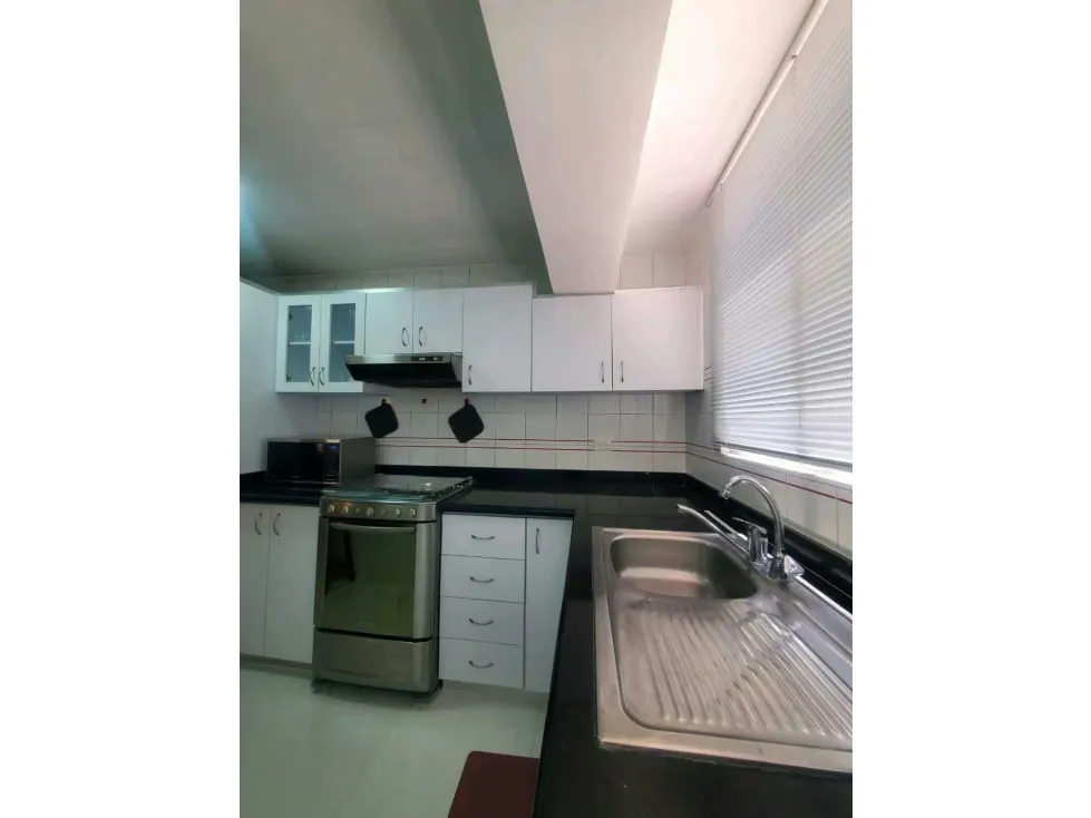 Los Palos Grandes Alquilo apto Equipado de 85m2 9674 - 4