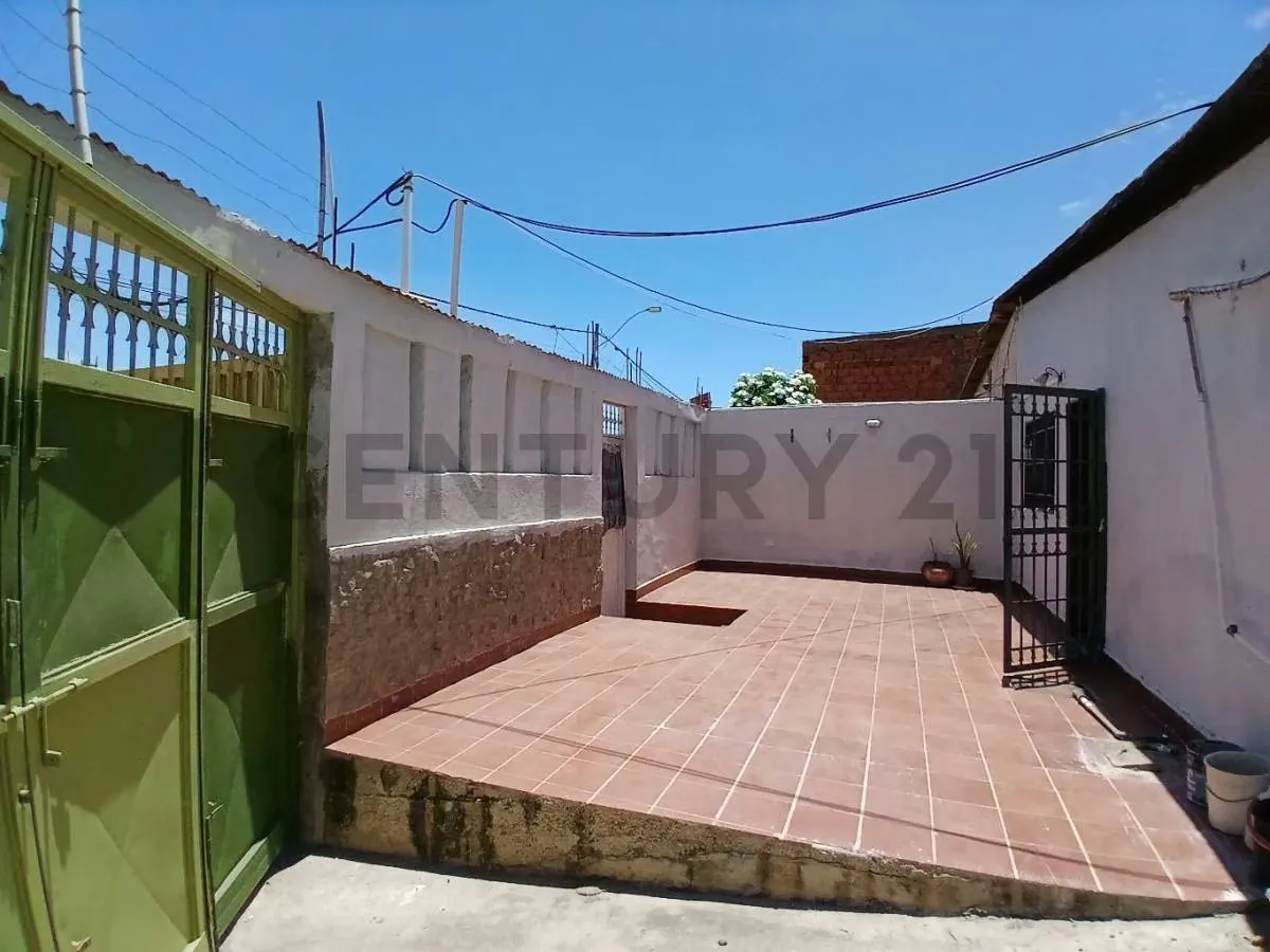 CASA DUPLEX CON ANEXO Y LOCAL PARA NEGOCIO - 6