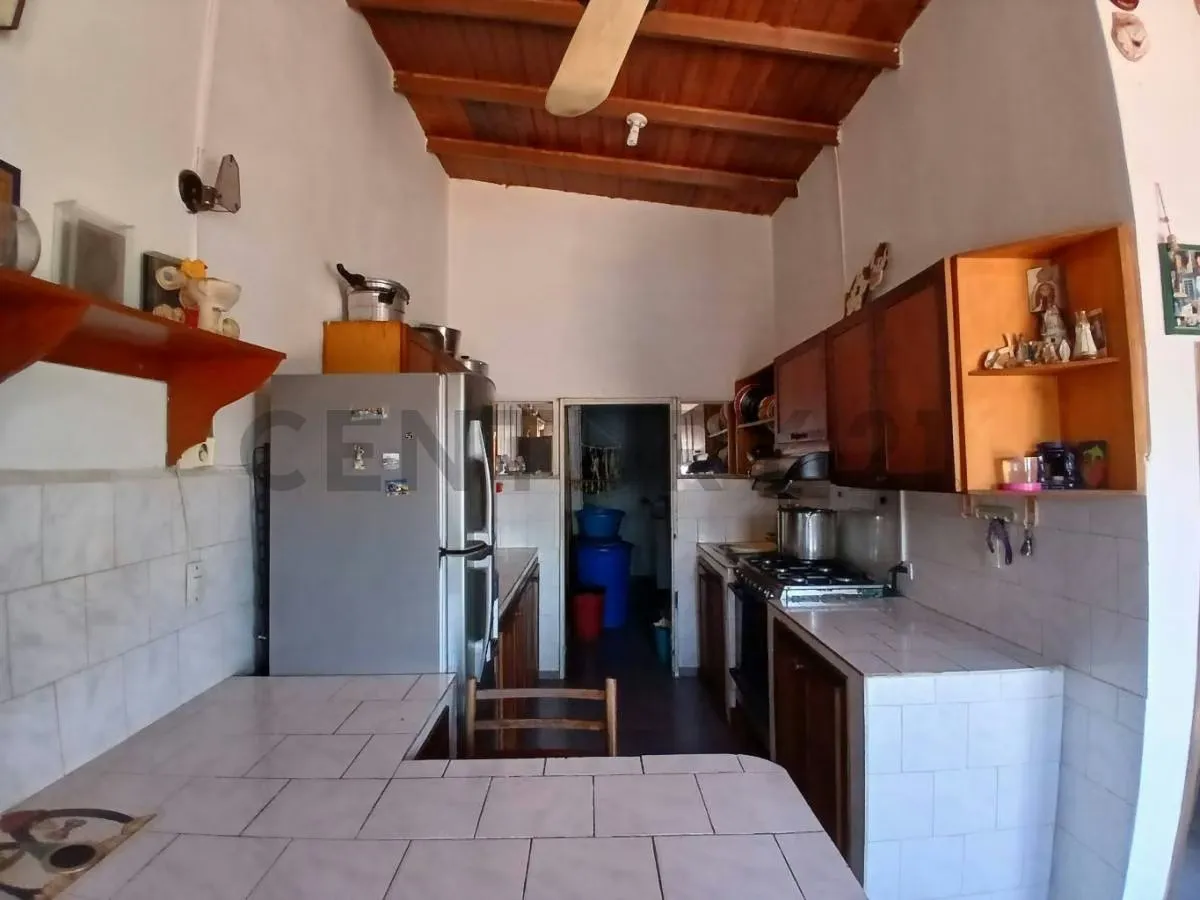 CASA DUPLEX CON ANEXO Y LOCAL PARA NEGOCIO - 8