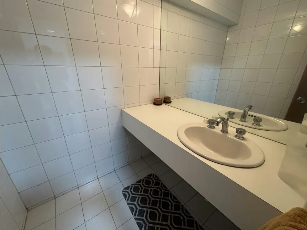 Se vende PH triplex 450m2 Los Samanes 8118 - 9