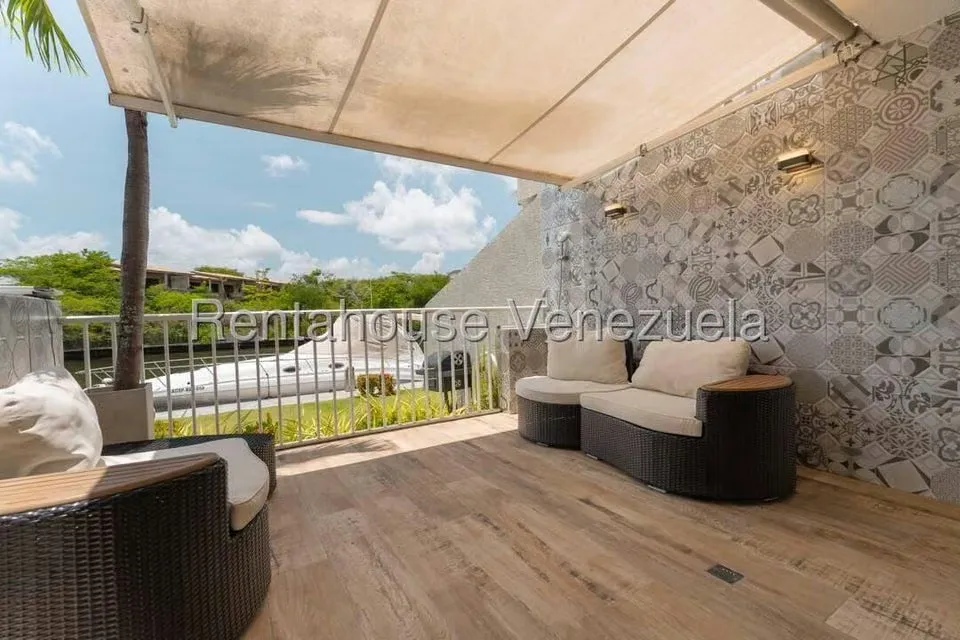 Townhouse (1 Nivel) en Venta en Puerto Encantado, Miranda - 16