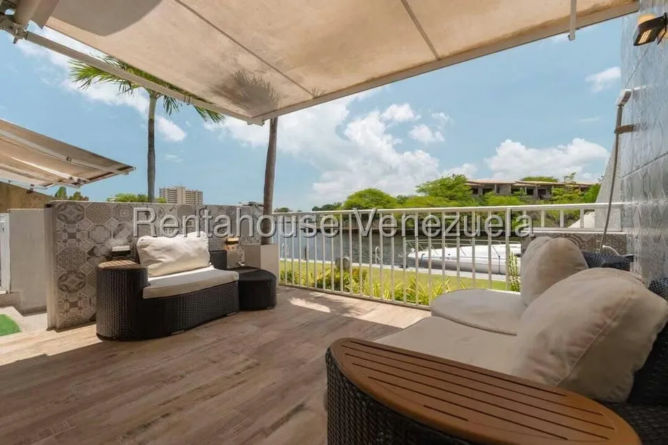 Townhouse (1 Nivel) en Venta en Puerto Encantado, Miranda - 20