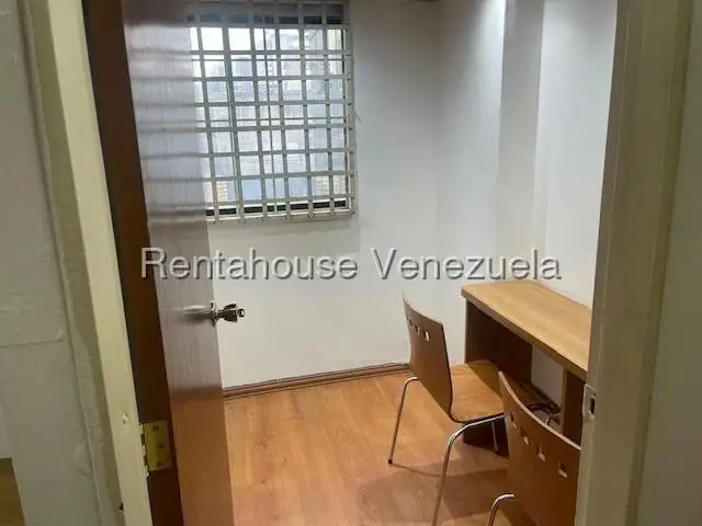 Oficina en Alquiler en El Rosal, Distrito Metropolitano - 7