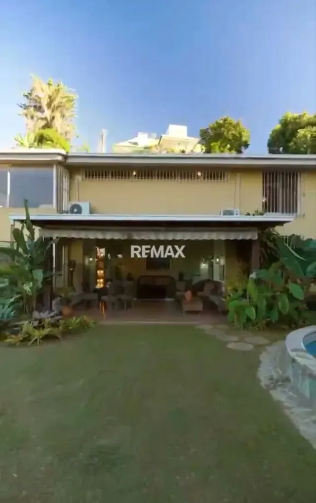 Urb.El Placer Baruta VENDO casa 450m2 con jardín y bella vista - 10