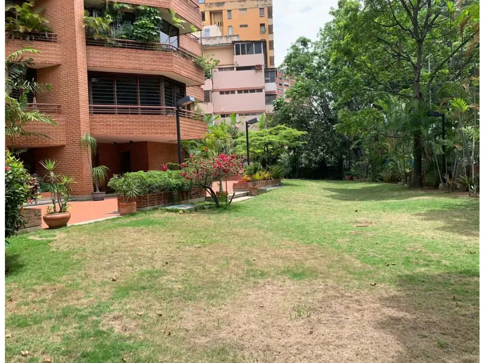 Se vende apartamento 228m2 La Florida 3053 - 17
