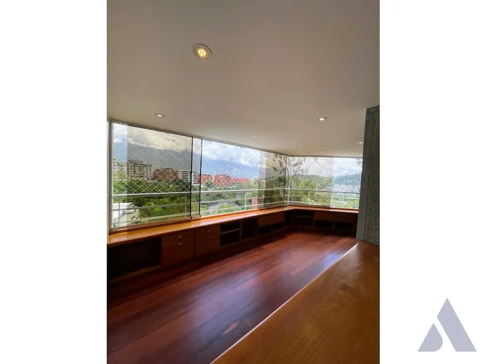 Se alquila apartamento 195m2 Valle Arriba 6343 - 6