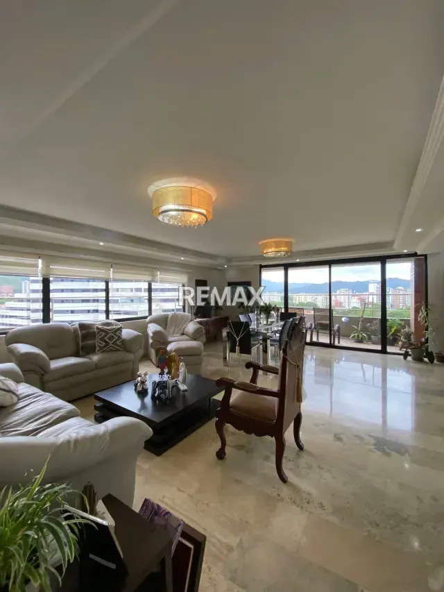 Alquiler Hermoso Penthouses amoblado con planta eléctrica total y pozo de agua - 2