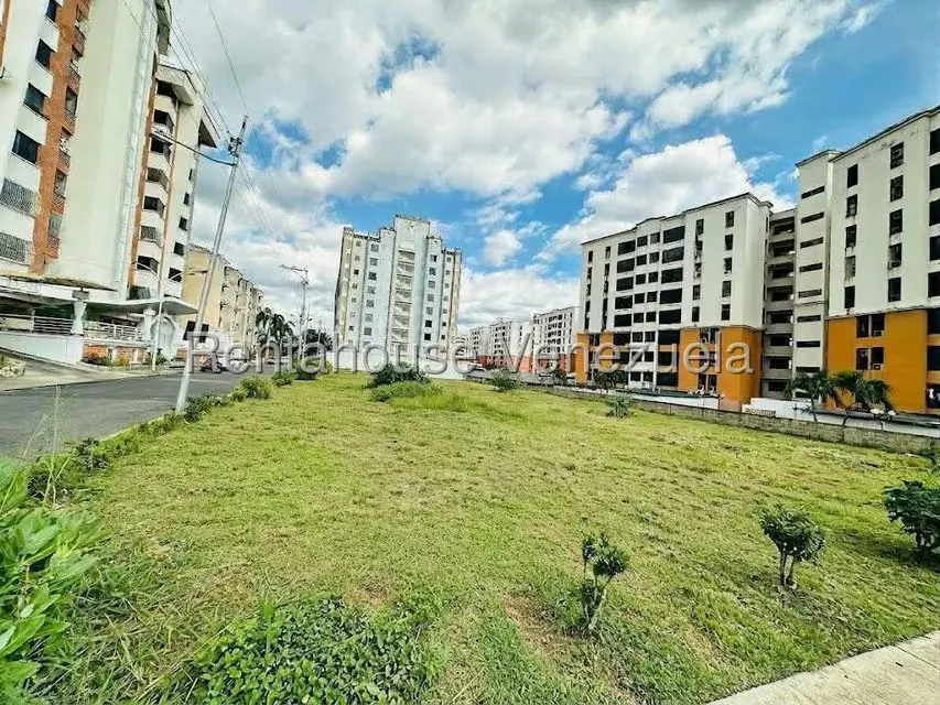 Terreno (Comercial) en Venta en Los Chaguaramos, Aragua - 3