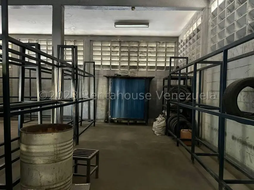 Local Comercial en Alquiler en Parroquia Juan Bautista Rodriguez, Lara - 41
