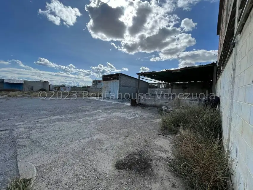 Local Comercial en Alquiler en Parroquia Juan Bautista Rodriguez, Lara - 44