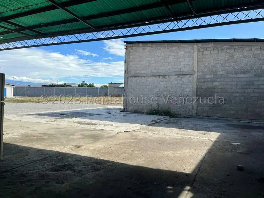 Local Comercial en Alquiler en Parroquia Juan Bautista Rodriguez, Lara - 55