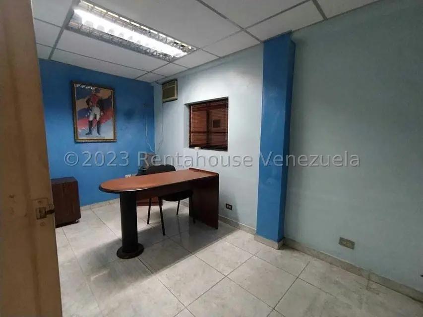 Local Comercial en Alquiler en Avenida Miranda, Aragua - 12