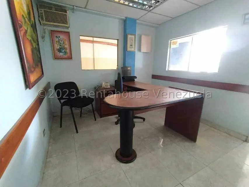 Local Comercial en Alquiler en Avenida Miranda, Aragua - 3