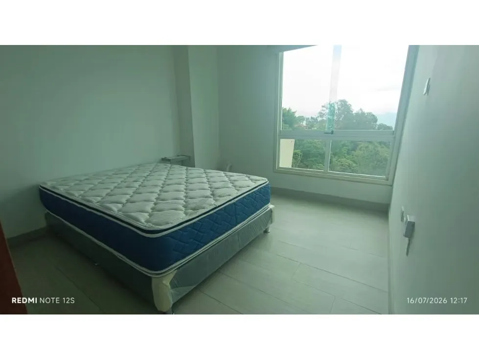 Vendo apartamento remodelado 101m2 La Lagunita 1870 - 12