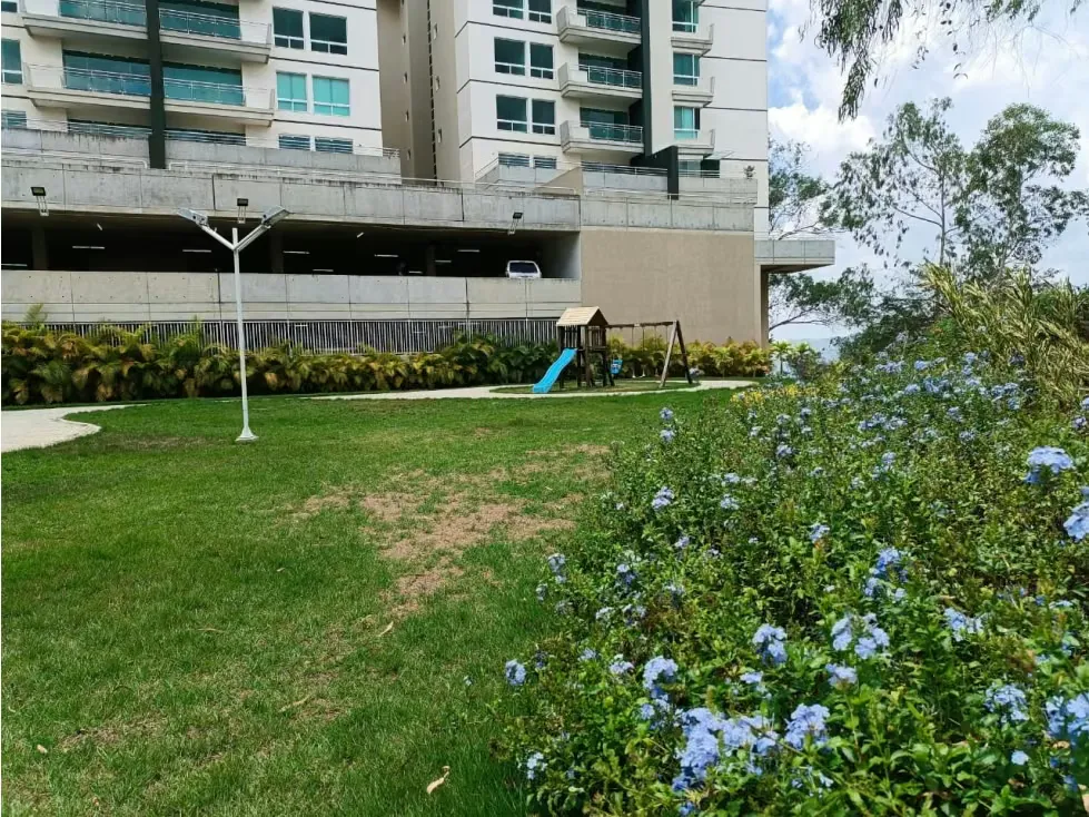 Vendo apartamento remodelado 101m2 La Lagunita 1870 - 21