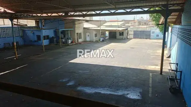 GALPON CON OFICINAS EN VENTA EN CIUDAD OJEDA