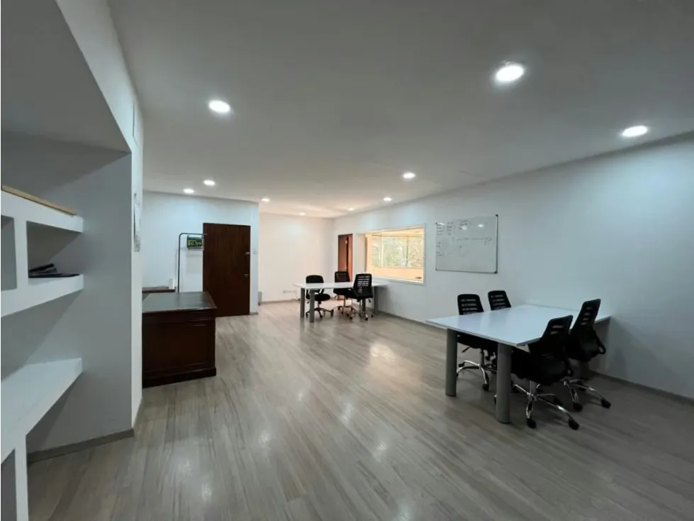 Se vende/alquila Casa 1050m² 13h/6b/2p Altamira - 14