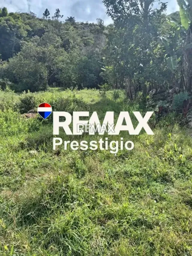 Terreno en Venta - 4