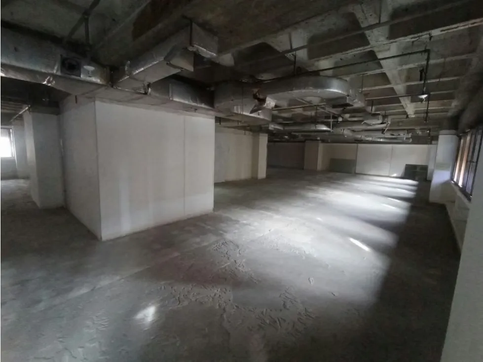 PARA REMODELAR OFC 450MTS2 . AV. FRANCISCO DE MIRANDA - 6