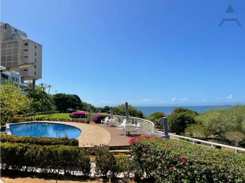Se vende apartamento 126m² 2h/2b/1e Colinas de Caranta