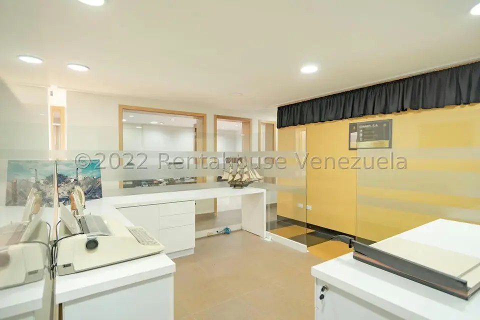 Casa (1 Nivel) en Venta en La Castellana, Distrito Metropolitano - 11
