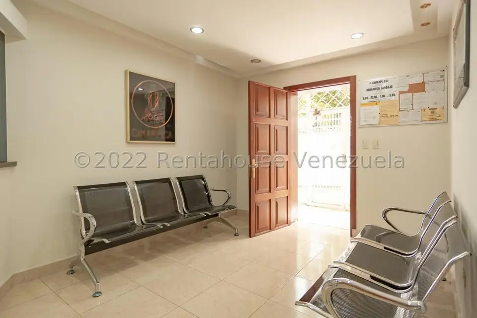 Casa (1 Nivel) en Venta en La Castellana, Distrito Metropolitano - 2