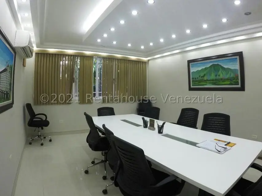 Casa (1 Nivel) en Venta en La Castellana, Distrito Metropolitano - 24