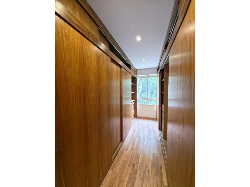 APARTAMENTO DUPLEX EN VENTA 360 M2 - URB LOS NARANJOS DE LAS MERCEDES - 13