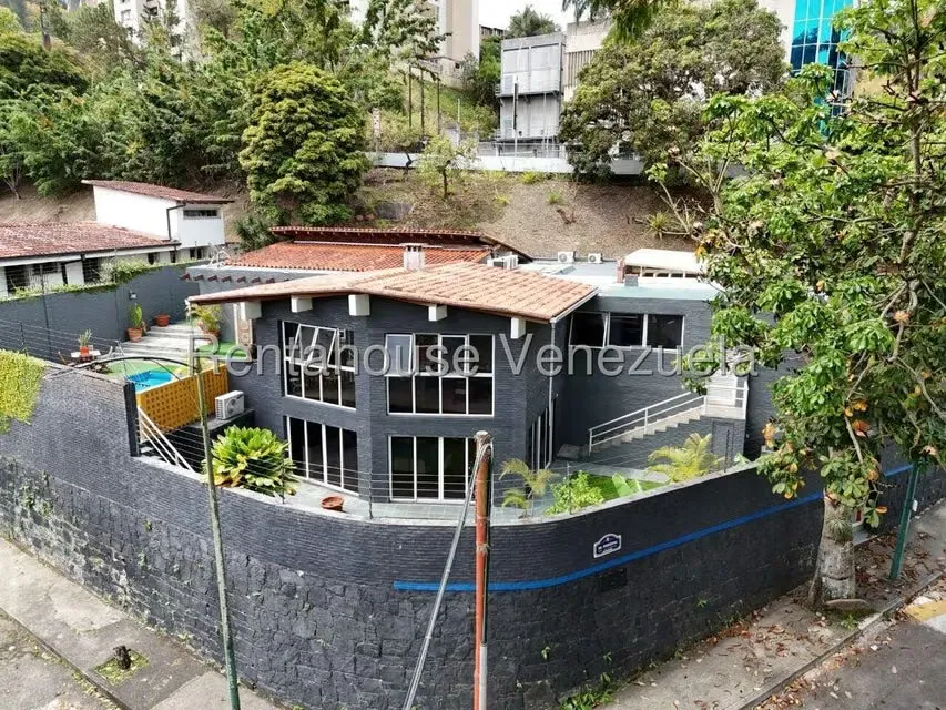 Casa (1 Nivel) en Alquiler en La Boyera, Distrito Metropolitano - 65