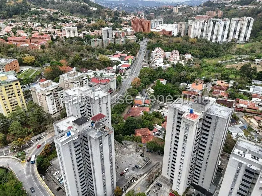 Casa (1 Nivel) en Alquiler en La Boyera, Distrito Metropolitano - 77