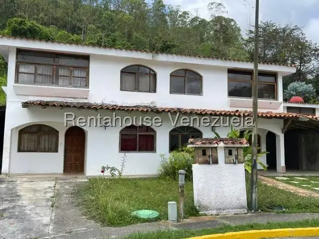 Casa (Duplex) en Venta en Colinas de Carrizal, Miranda