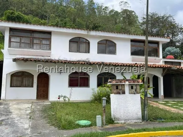 Casa (Duplex) en Venta en Colinas de Carrizal, Miranda - 2