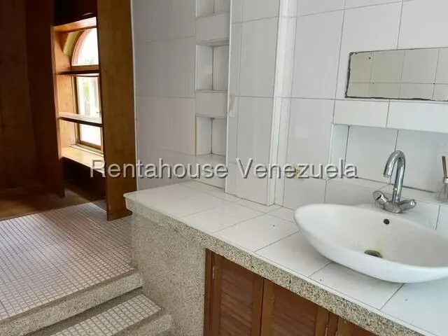 Casa (Duplex) en Venta en Colinas de Carrizal, Miranda - 82