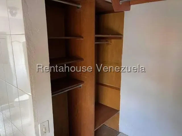 Casa (Duplex) en Venta en Colinas de Carrizal, Miranda - 87