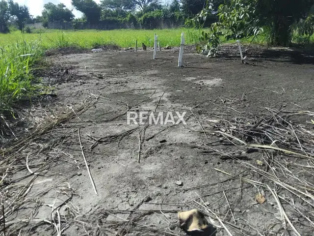 En Venta Terreno con Losa, Parcelamiento La Libertad Los Cocos, Urb. Villas del Sur, Guanare, Portuguesa, Venezuela - 2