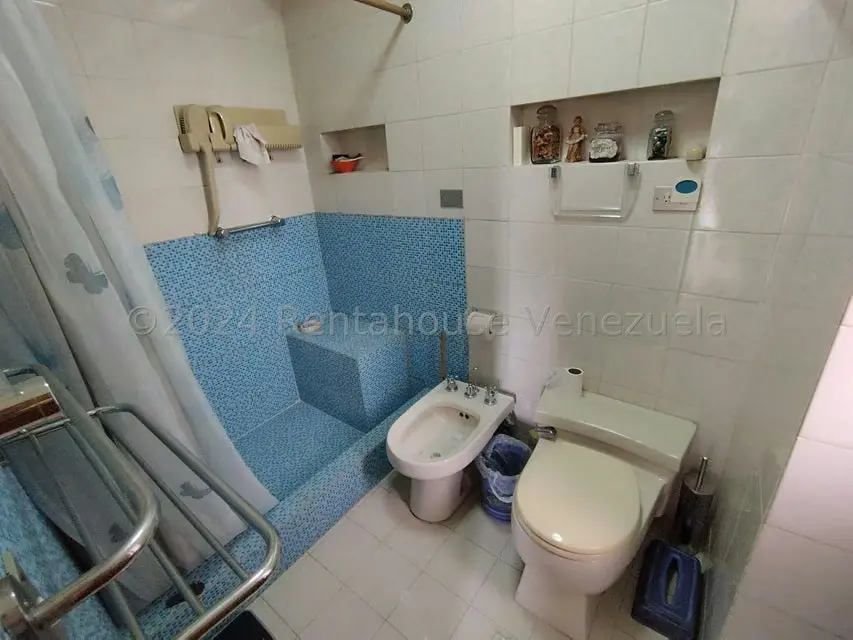 Apartamento (1 Nivel) en Venta en Colinas de Valle Arriba, Distrito Metropolitano - 33
