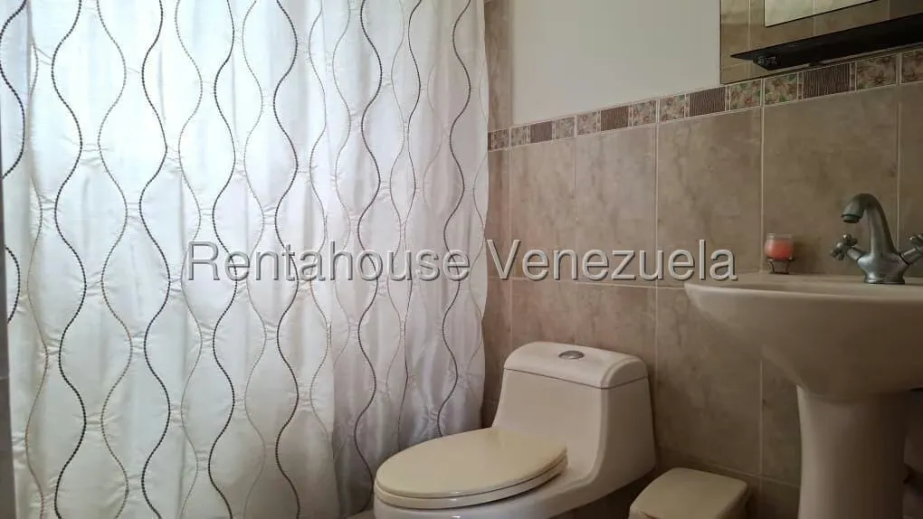 Apartamento (1 Nivel) en Venta en La Lago, Zulia - 24