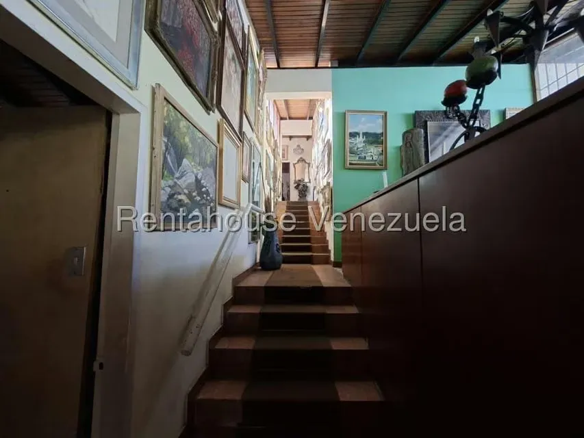 Casa (Duplex) en Venta en Prados del Este, Distrito Metropolitano - 15