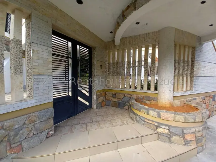 Casa (1 Nivel) en Venta en La Viña, Carabobo - 2