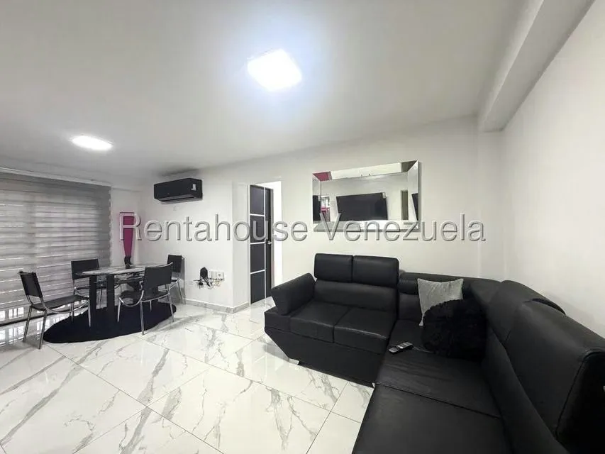Apartamento (1 Nivel) en Venta en Intercomunal Turmero Maracay, Aragua - 2