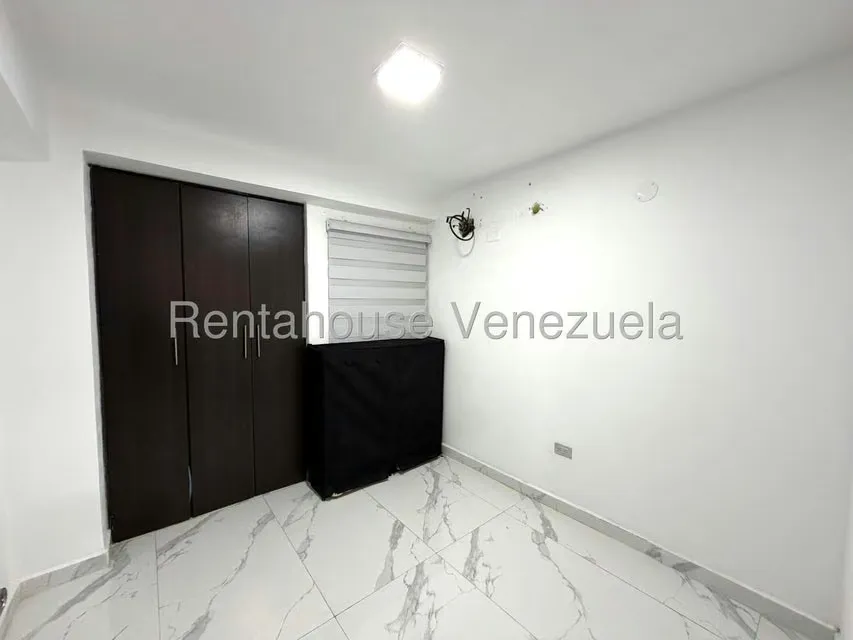 Apartamento (1 Nivel) en Venta en Intercomunal Turmero Maracay, Aragua - 11