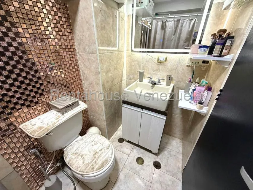Apartamento (1 Nivel) en Venta en Intercomunal Turmero Maracay, Aragua - 16