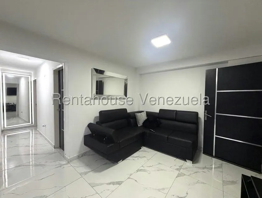 Apartamento (1 Nivel) en Venta en Intercomunal Turmero Maracay, Aragua - 3