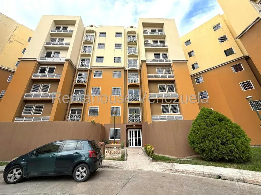 Apartamento (1 Nivel) en Venta en Intercomunal Turmero Maracay, Aragua - 28