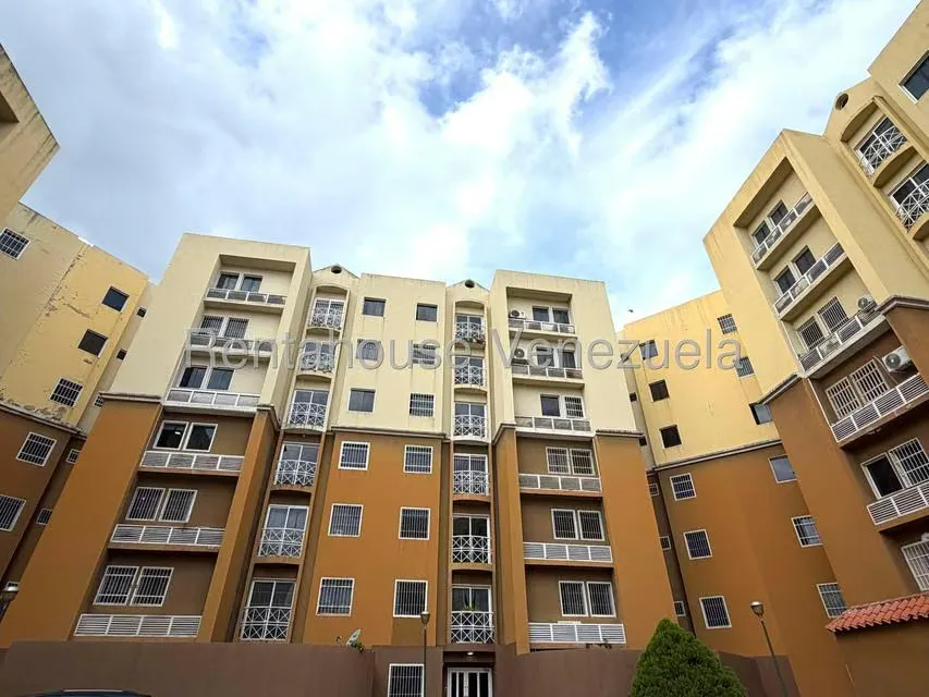 Apartamento (1 Nivel) en Venta en Intercomunal Turmero Maracay, Aragua - 29