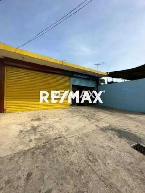 Local Comercial en Venta Sector Panamericano - 2