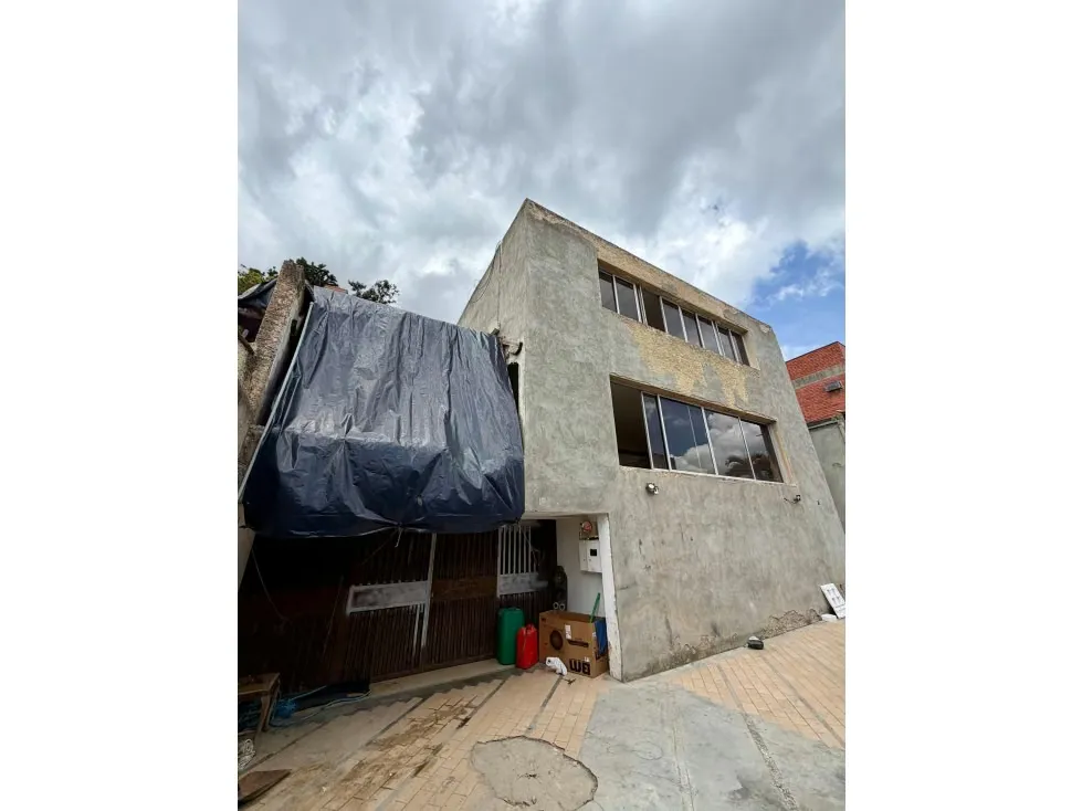Se vende casa para remodelar en los Naranjos - 12