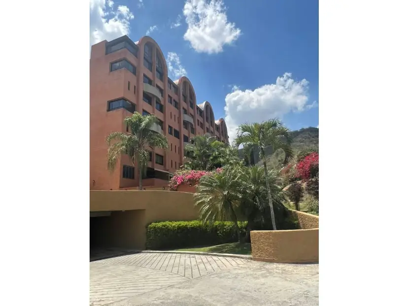 Se alquila PH 300m2 Lomas de La Alameda 5442