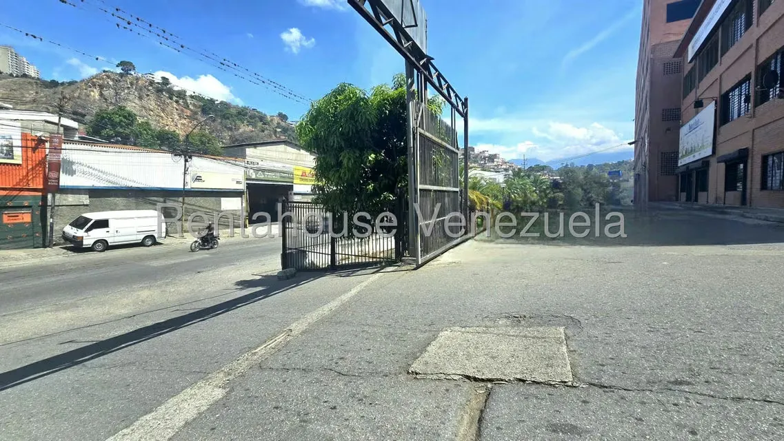 Local Comercial en Venta en Piedra Azul, Distrito Metropolitano - 26
